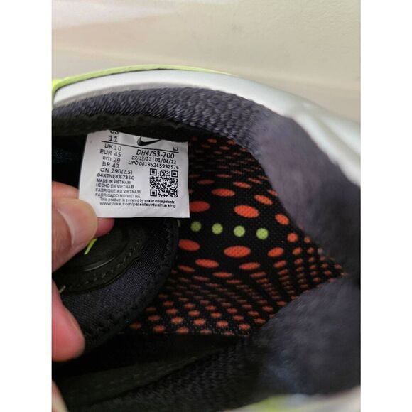 Nike Air Tuned Max Volt Total Orange 2022 Size 11 main image 7